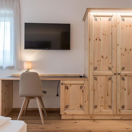 Hotel B&B Feldmessner บรูนิโก ภายนอก รูปภาพ