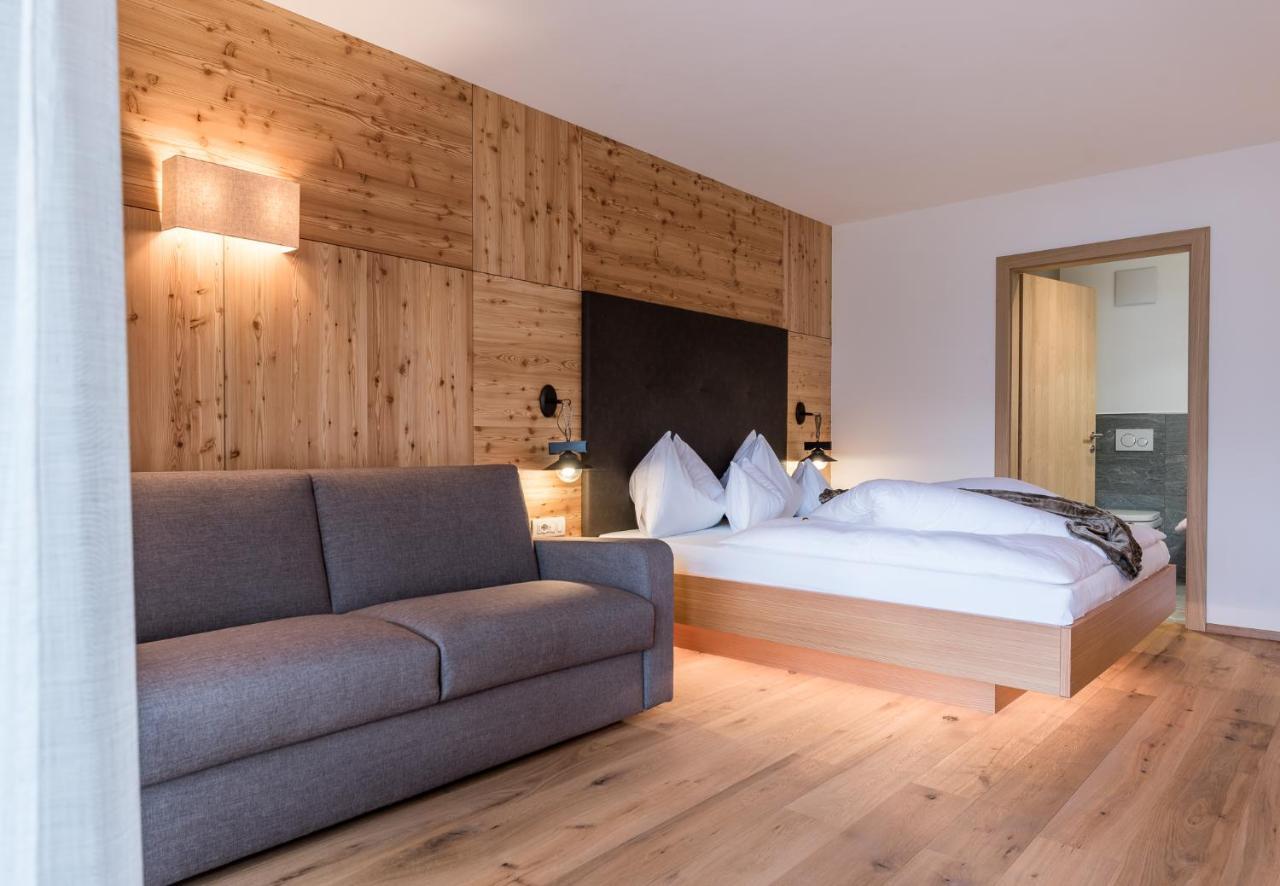 Hotel B&B Feldmessner บรูนิโก ภายนอก รูปภาพ