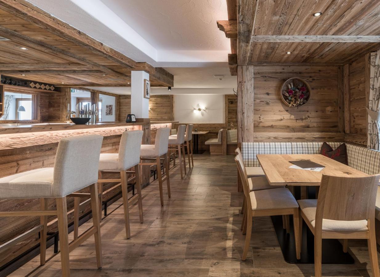 Hotel B&B Feldmessner บรูนิโก ภายนอก รูปภาพ