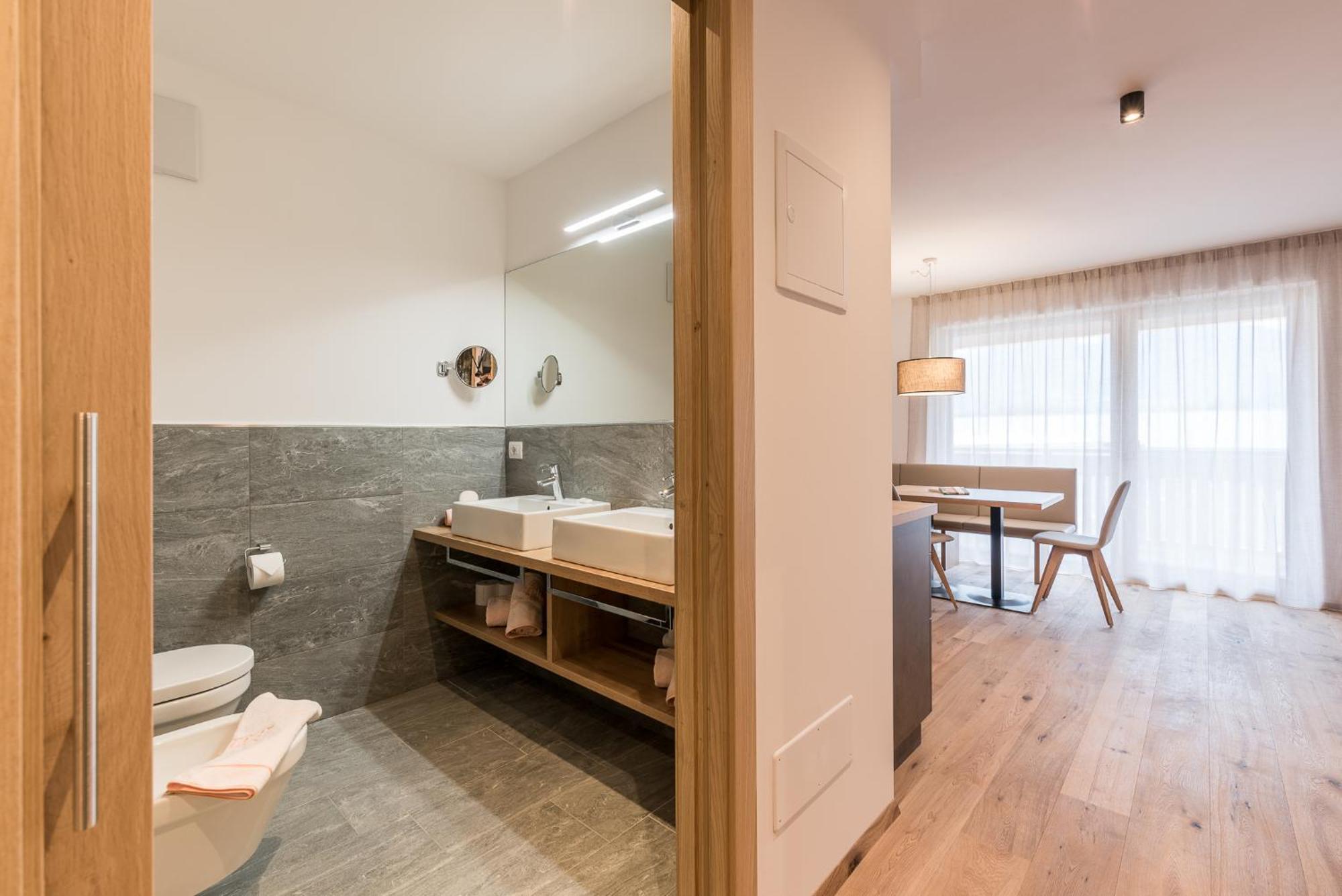 Hotel B&B Feldmessner บรูนิโก ภายนอก รูปภาพ